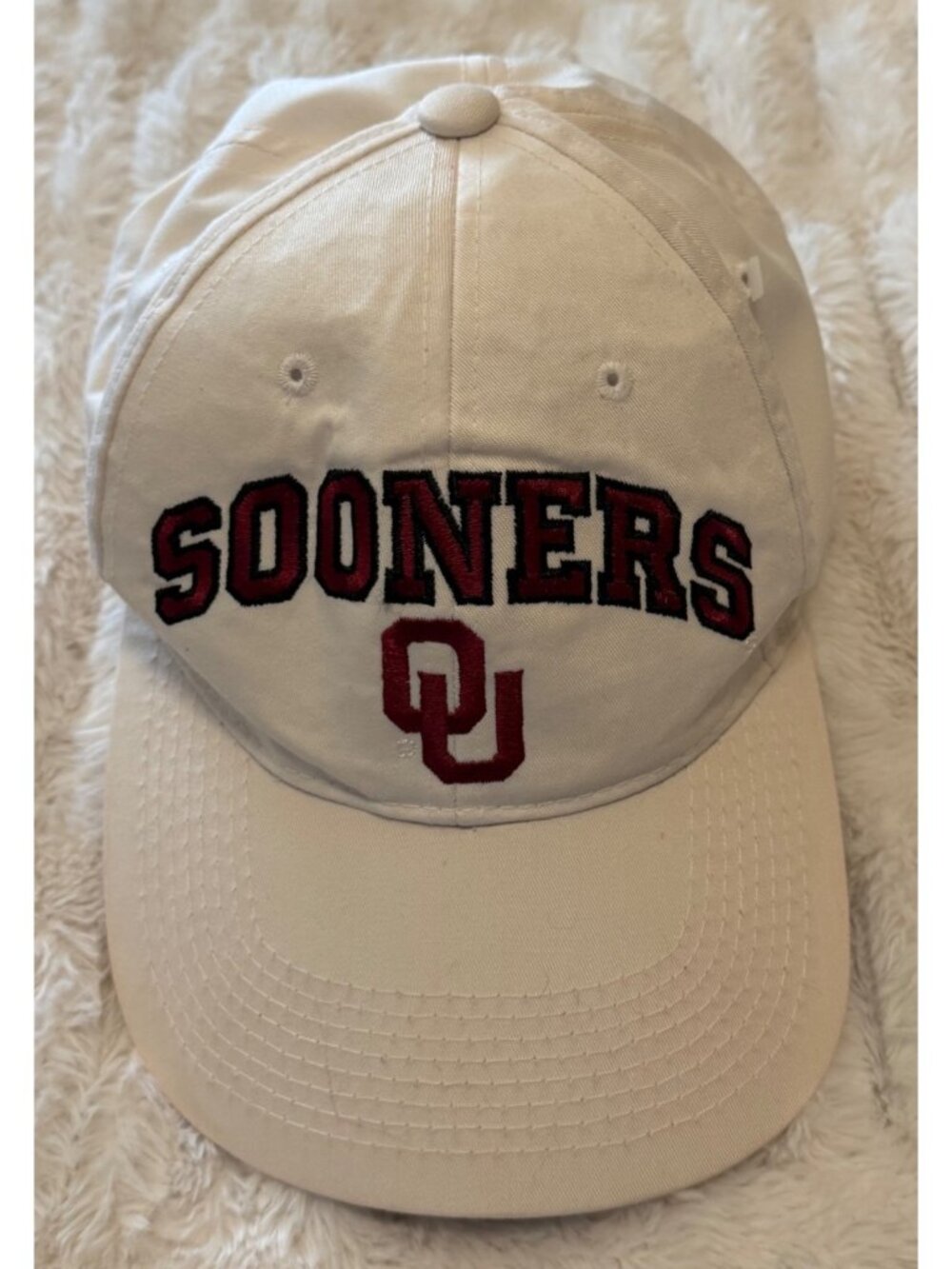 University of Oklahoma OU Sooners White & Crimson Red Adjustable Baseball Cap